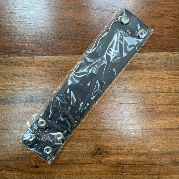 NWT Hot Topic accessory bundle - Picture 5 of 7